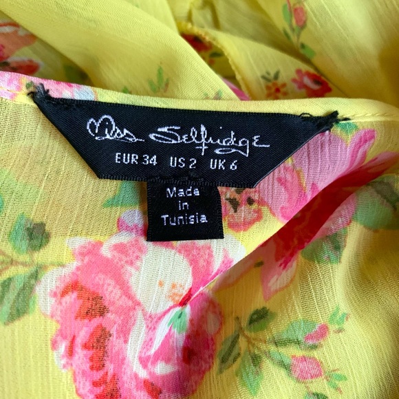 MISS SELFRIDGE LONDON YELLOW FLORAL TOP RUFFLES FLOUNCES CHIC SIZE SM like new - Picture 3 of 9